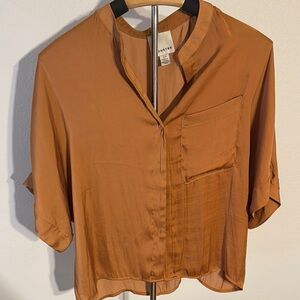 Industry women’s top size small rust color